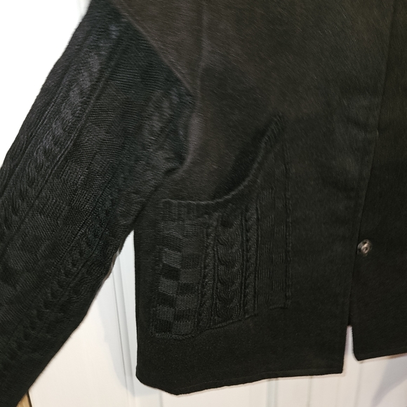 Heavy soft felt like jacket with knit sweater sleeves & pockets - Picture 2 of 6